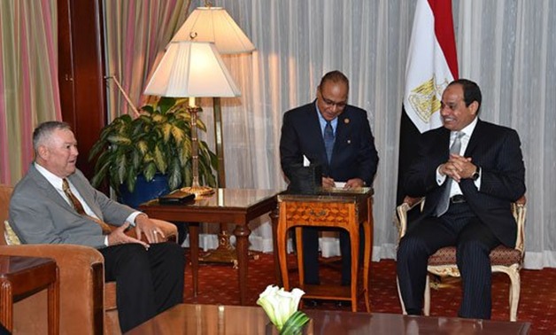 السيسى لنائبين بالكونجرس: نسعى لتعزيز علاقات مصر وأمريكا لمواجهة التحديات