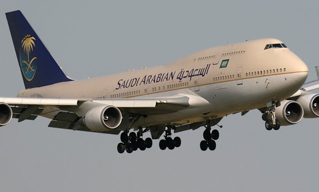 طائرة تابعة للخطوط السعودية تحت التهديد فى مطار مانيلا