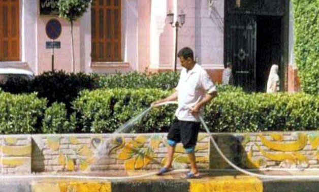 "قانون المياه الجديد" 20 ألف غرامة و6 شهور حبس لغسيل السيارات أو رش الشارع بماء الشرب