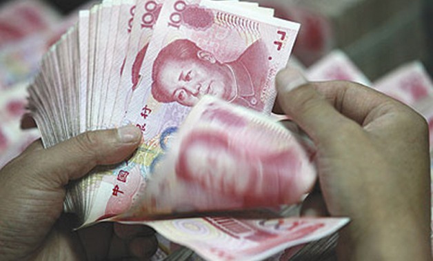 لأول مرة تغيير يطرأ منذ 16 عامًا.. ماذا يعنى انضمام اليوان الصينى لـ"سلة العملات"؟