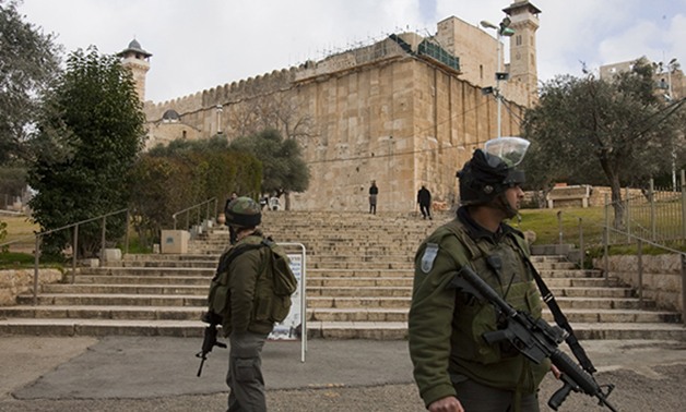 إسرائيل تغلق الحرم الإبراهيمى أمام المصلين أول أيام العام الهجرى الجديد