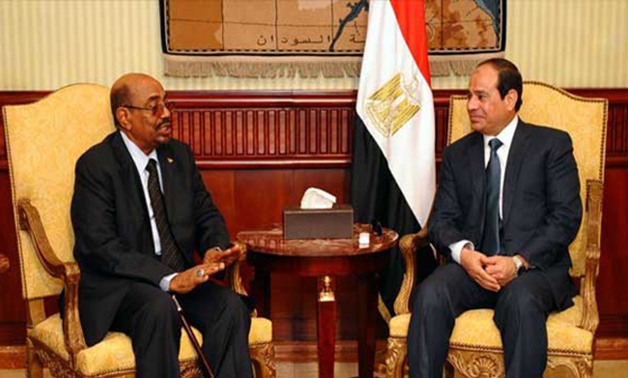 السيسى يشهد "لمّ شمل السودان".. الخرطوم تدعو الرئيس لحضور مؤتمر الحوار الوطنى