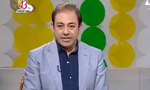  مفاجأة.. التليفزيون المصرى يوجه التحية لـ"مبارك" فى ذكرى أكتوبر.. ويهاجم ثورة يناير