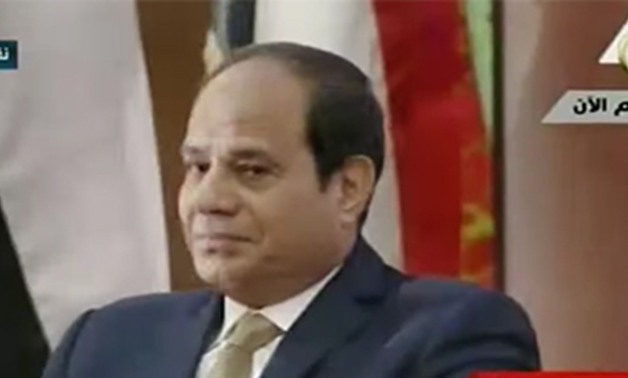 السيسى للسودانيين: المصريون يتمنون لكم الخير والسلام.. وسعداء بحواركم