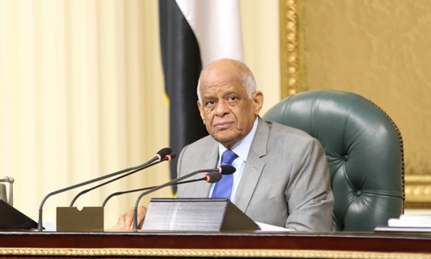 رئيس البرلمان يرفع الجلسة العامة بعد تشكيل "تقصى حقائق" عن أزمة الدواء