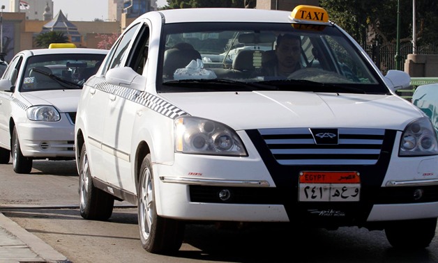 جمعية "سائقى ومالكى التاكسى الأبيض" تطالب بعدادات مزودة بخاصية "Gps" 