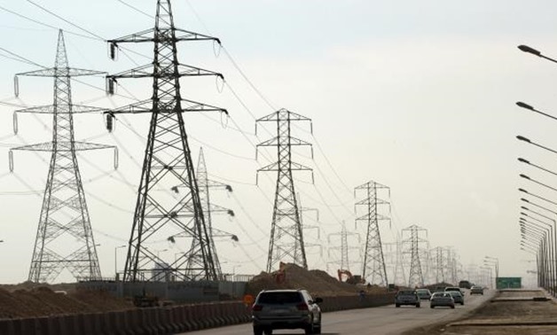 النائب شكرى الجندى عن شكاوى انقطاع الكهرباء بكفر الشيخ: "دى إصلاحات وستنتهى قريبا"