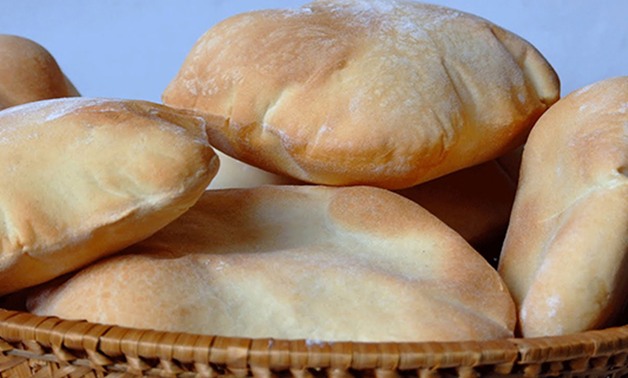 ما هى حقيقة طرح وزارة التموين رغيف خبز جديد بسعر جنيه للواحد؟