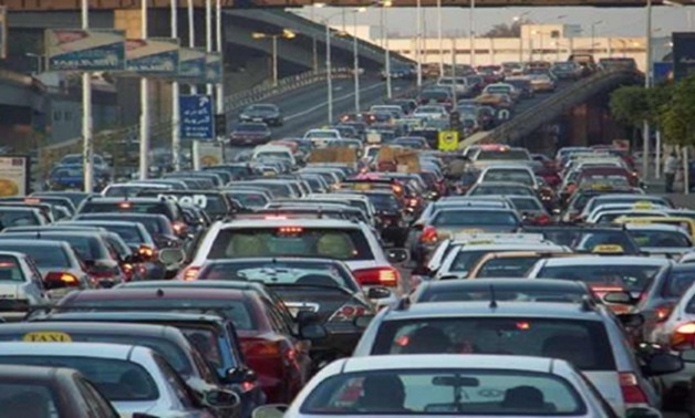 "إدارة المرور": كثافات مرورية عالية بسبب إجراء أعمال صيانة بكوبرى أكتوبر