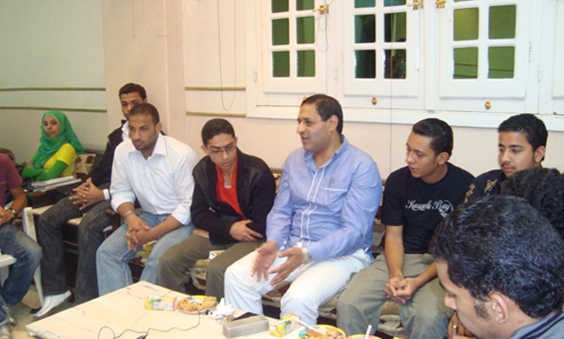 مرشح مستقل بشبرا الخيمة: تجاهل المرشحين للشباب أدى إلى عزوفهم عن الانتخابات 