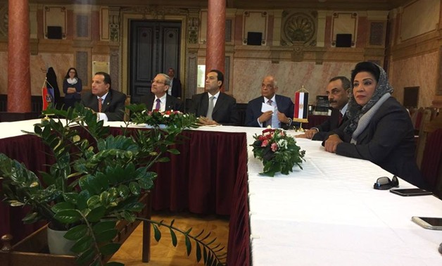 بالصور.. الوفد البرلمانى المصرى يواصل لقاءاته بالمجر ويلتقى رئيسها غدا