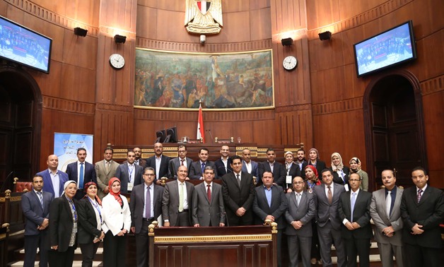 بالصور.. معهد البرلمان يمنح وفد أمانة مجلس الأعيان الأردنى شهادات تدريب