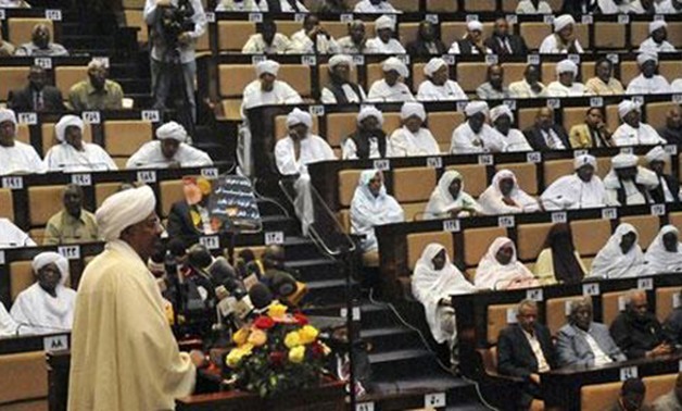 البرلمان السودانى يوصى بمواصلة الحوار مع الولايات المتحدة الأمريكية