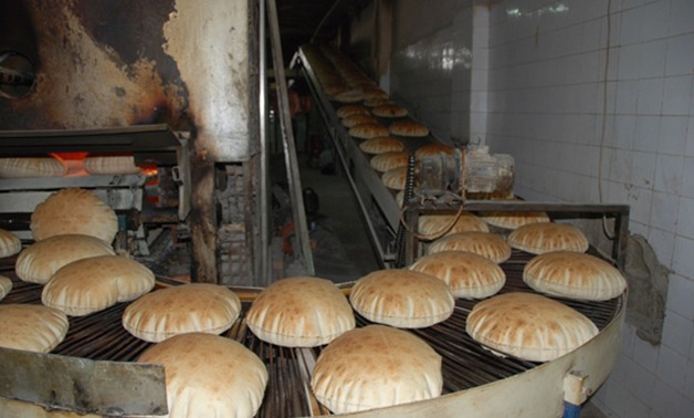 "تموين السويس" تنجح فى إنهاء أزمة أصحاب المخابز مع منظومة الخبز الجديدة