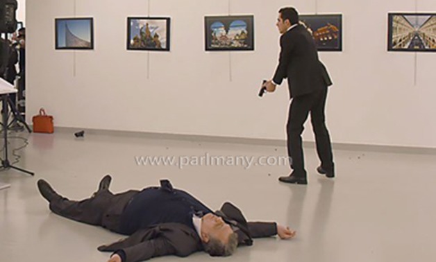 ننشر صورا جديدة للحظة اغتيال السفير الروسى فى تركيا