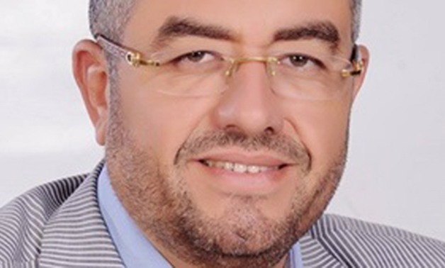 النائب عماد سعد فى رسالة لأقباط مصر: "احنا أخوة وبيوتنا بيوتكم ومصر وطننا"