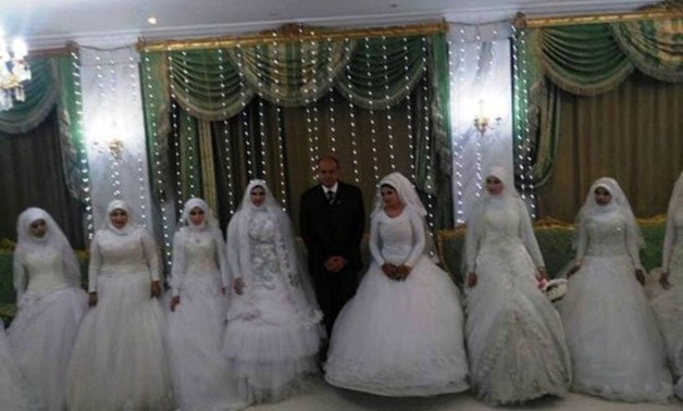 بالصور.. زفاف جماعى لــ34 "عريس وعروسة" بحضور محافظ مطروح