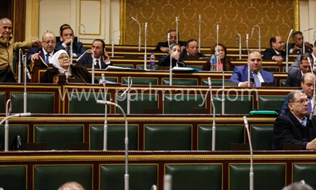رؤساء هيئات برلمانية يوافقون بجلسة البرلمان على مد حالة الطوارئ فى سيناء