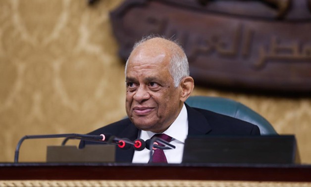 رئيس البرلمان ينتقد "الأهرام": تشوه حقيقة ما يدور فى المجلس رغم أن الدولة تصرف عليها 