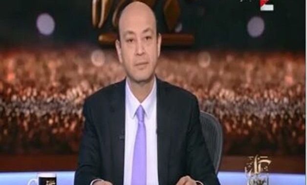 عمرو أديب: حديث الرئيس السيسى عن أداء شريف إسماعيل يقطع الشك فى إمكانية تغييره