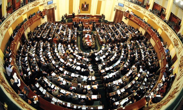 البرلمان يحسم موقفة : الوزير المختص يصدر اللائحة التنفيذية لقانون الاستثمار 