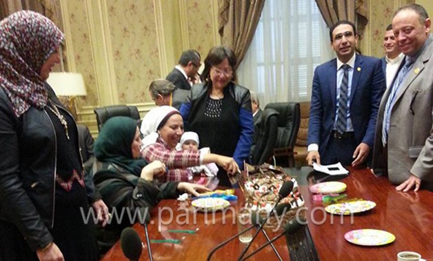 بالصور.. أعضاء لجنة الإسكان يحتفلون بعيد ميلاد النائبة جهاد إبراهيم تحت القبة