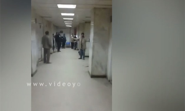 مستشفى الحسين الجامعى بدون أطباء والمواطنون يستغيثون.. وتوصية بطلب إحاطة