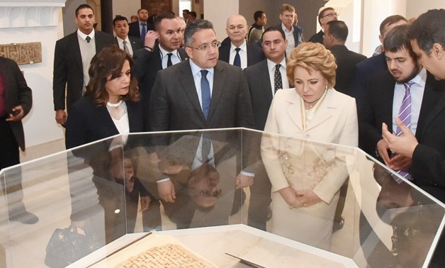 بالصور.. رئيس المجلس الفيدرالى الروسى تزور المتحف الإسلامى