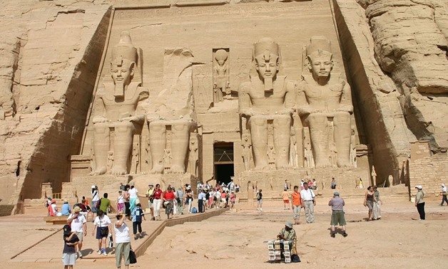 أسوان تستقبل 872 زائرا مصريا.. و42٪ نسبة الإشغالات بالفنادق