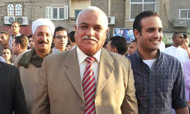 صلاح مخيمر "نائب أبو قرقاص" يحتفل بعيد العمال عبر "فيس بوك"