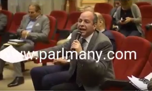 نائب يضع حلولا للتخلص من أزمة التوك توك فى مصر 