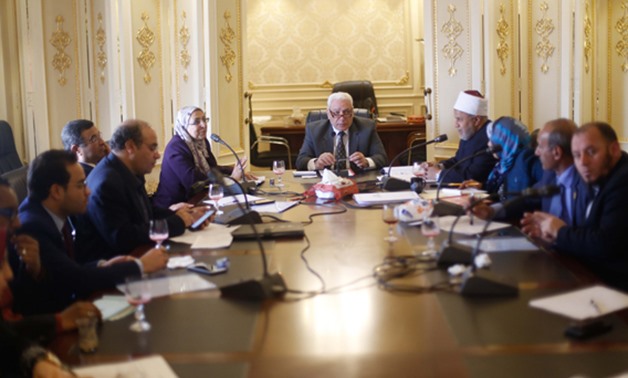 وفد من المشاركات بمؤتمر "مصر تستطيع بالتاء المربوطة" يزور اللجنة الدينية بالبرلمان
