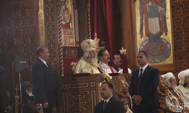 بالصور.. البابا تواضروس يترأس قداس عيد القيامة المجيد بالكاتدرائية المرقسية