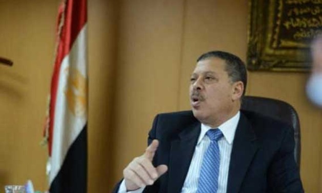 مدير أمن القاهرة يصل إلى موقع حريق الغورية لتفقد الأوضاع