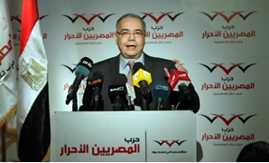 الدكتور عصام خليل، رئيس "المصريين الأحرار"