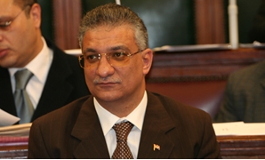 أحمد زكى بدر وزير التنمية المحلية
