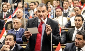  حاتم باشات عضو الهيئة العليا لحزب المصريين الأحرار