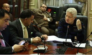 مرتضى منصور خلال اجتماع لجنة حقوق الإنسان