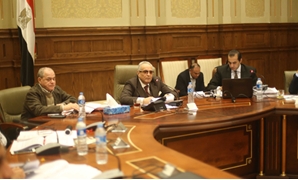 صورة من اجتماع اللجنة
