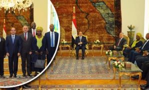 الرئيس عبد الفتاح السيس يلتقى ممثلين عن دول حوض النيل