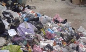 القمامة فى شارع سليمان الفارسى بالعصافرة