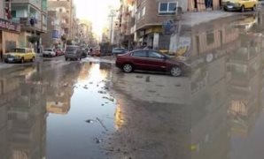 مياه الصرف الصحى تغرق شارع طنطا