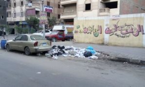 القمامة أمام مدرسة سنان فى الزيتون