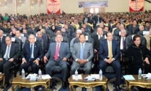 المحافظون خلال مؤتمر دعم مصر