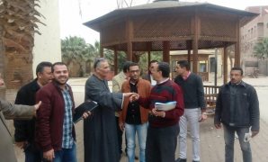 النائب على ابو دولة مع أعضاء لجنة وزارة الصحة بمستشفى الفشن
