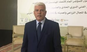 الدكتور سيد خليفة نقيب الزراعيين