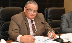  المستشار إبراهيم الهنيدى رئيس اللجنة التشريعية بمجلس النواب