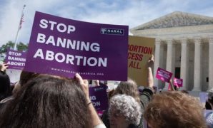 مظاهرات أمريكية ترفض حظر الاجهاض