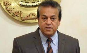 خالد عبد الغفار وزير التعليم العالى والقائم بعمل وزير الصحة