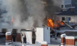 حريق في برلمان جنوب إفريقيا